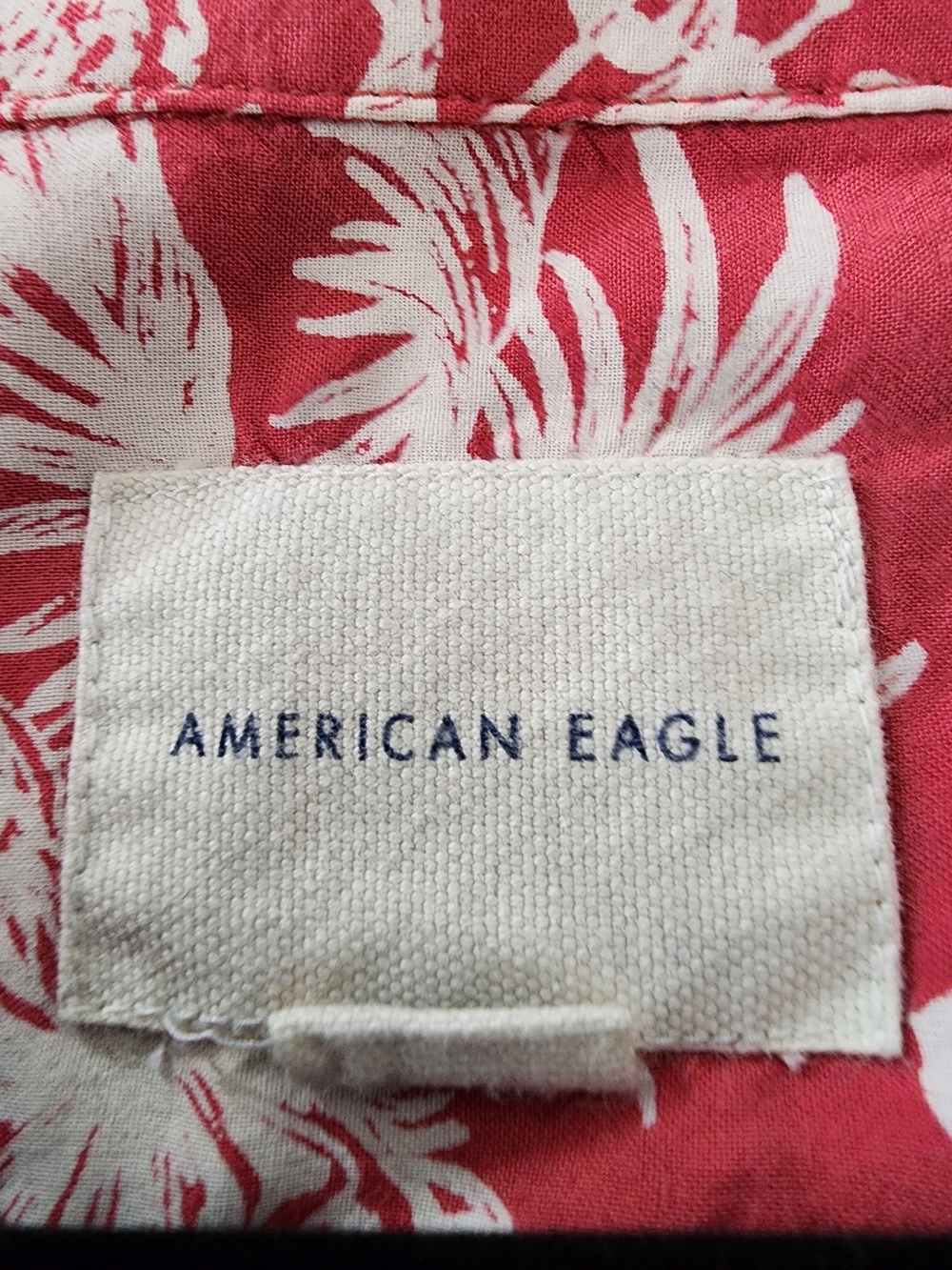 American Eagle Outfitters Red Tropical Tie-Front Button Shirt Size Large - Picture 4 of 7
